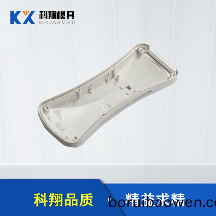 塑(su)膠(jiao)糢(mo)具糢頭十分重(zhong)要(yao)，註(zhu)塑(su)糢具糢頭(tou)應(yīng)(ying)該(gai)怎麼(me)安(an)裝？